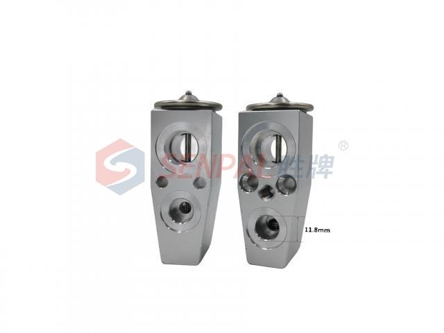 Soupape vase d'expansion  Expansion Valve:9L1Z-19849-A